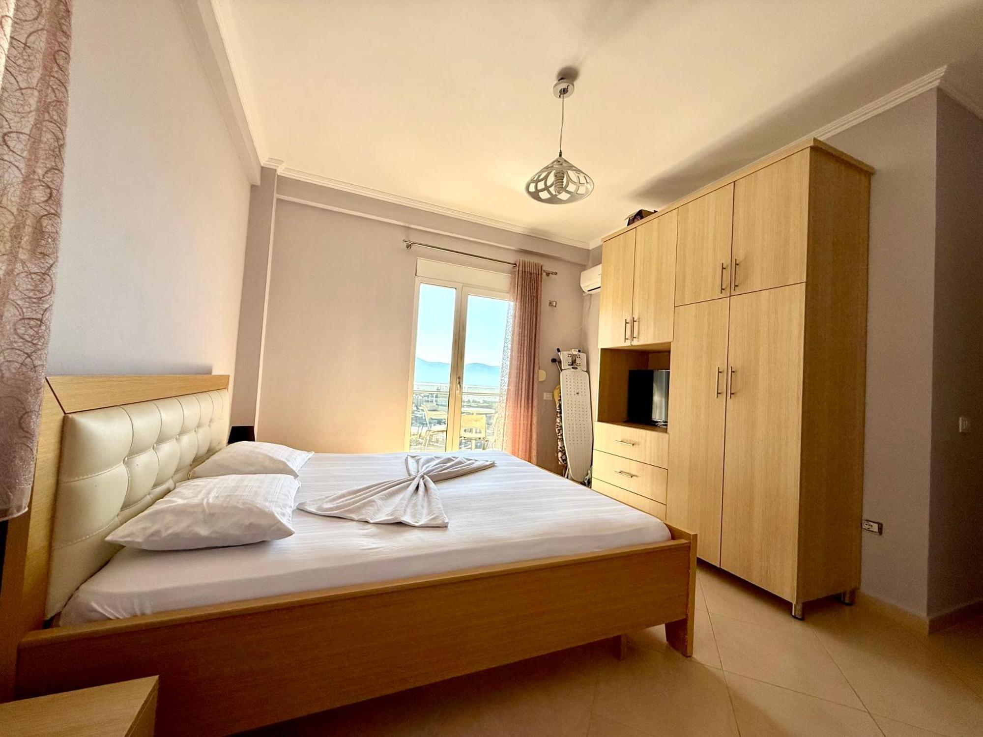 Spectacular Seaview Apartment Vlore Bagian luar foto
