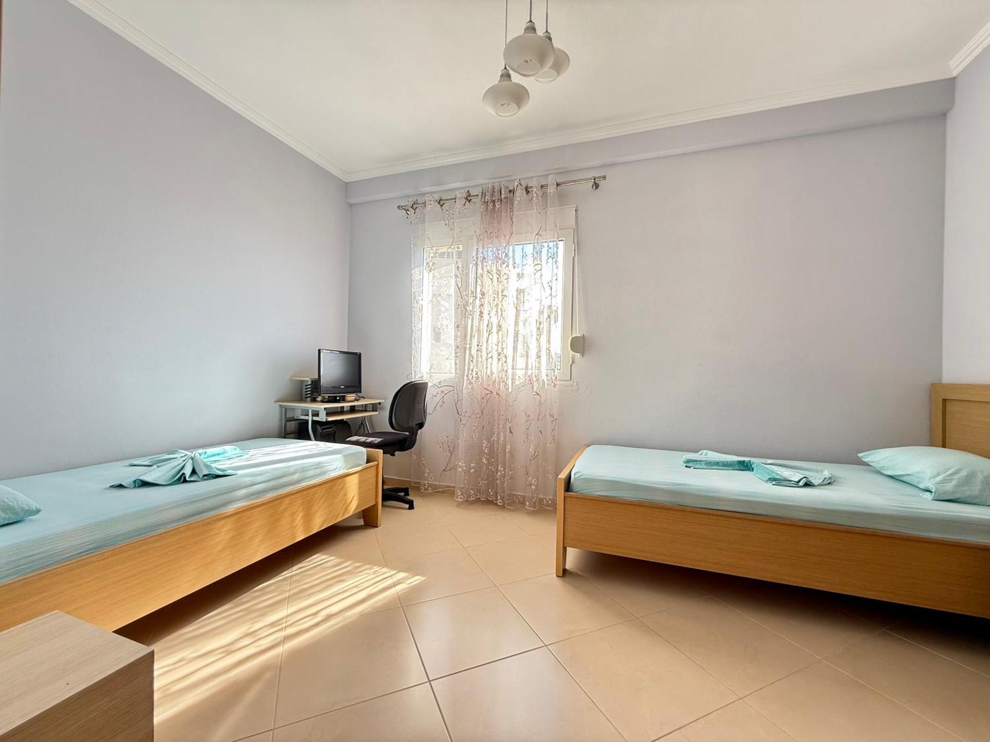 Spectacular Seaview Apartment Vlore Bagian luar foto